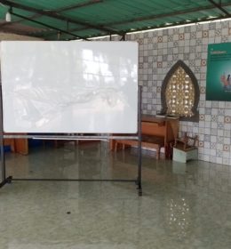 Papan Tulis Whiteboard Standing 120x180 Magnetik Ponpes Al Hikam ok